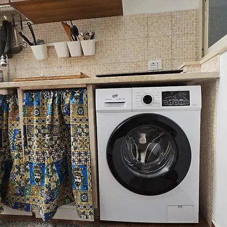 Apartment Dietro Ballaro -